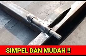 Slot Pintu Besi Bawah