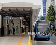 Terminal Trans Jakarta Terdekat